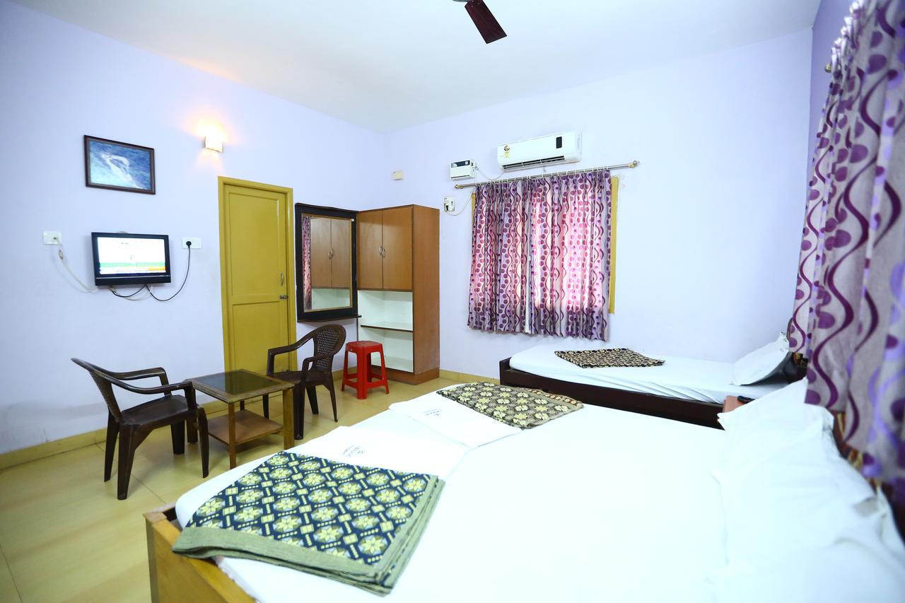 Abirami Residency Hotel Tirukkadaiyur Exterior foto